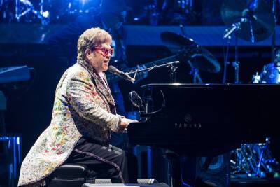 Elton John - Elton John finally returns to stage 2 years after hip surgery, COVID-19 delays - nypost.com - Britain - Los Angeles - Australia - New Zealand - city New Orleans