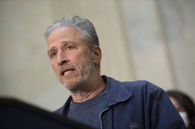 Donald Trump - Jon Stewart Delivers Emotional Testimony On Behalf Of Veterans Facing Health Problems Due To Toxic-Fumes Exposure - etcanada.com - Usa - Iraq - Afghanistan
