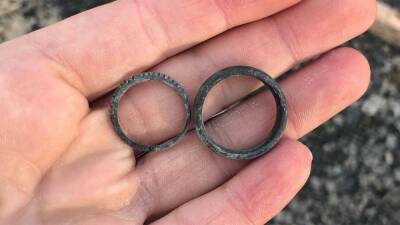 Colorado couple recovers wedding bands buried in rubble after wildfire destroys home - fox29.com - state Colorado - county Marshall