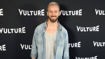Kaitlyn Bristowe - Nikki Bella - Artem Chigvintsev Says He's Leaving the 'DWTS' Tour Due to 'Unexpected Health Issues' - etonline.com
