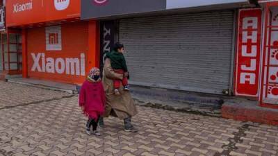 Kashmir: 64-hour lockdown imposed as Covid cases surge. Details here - livemint.com - India - county Union