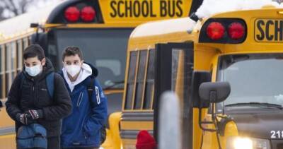 Some parents say students in Ontario received ill-fitted masks upon return to schools - globalnews.ca - county Ontario