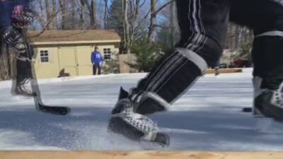 'Backyard fun': Pa. community enjoys hockey tournament tradition - fox29.com - Canada