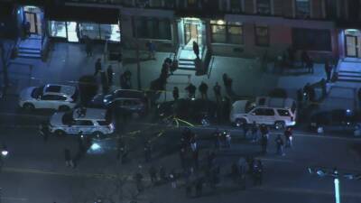 Eric Adams - NYC Officers Shot: Gunman dies from wounds, NYPD says - fox29.com - New York - state Pennsylvania - city Harlem - state South Carolina