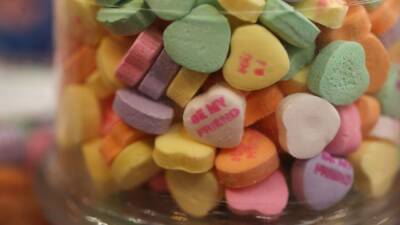 Williams - Sweethearts candies roll out new theme for Valentine's Day: Words of encouragement - fox29.com - state Florida - state Ohio - county Bryan