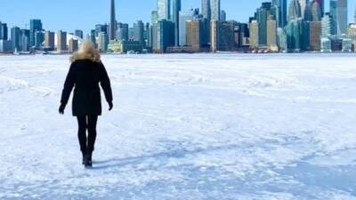 Toronto woman 'walks' on frozen water across Lake Ontario - fox29.com - county Lake - state Wisconsin