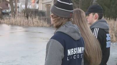 Dawn Timmeney - 'He was screaming for help': Teen saves 2 kids who fell through thin ice at Bucks County lake - fox29.com - county Bucks
