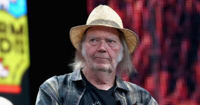 Neil Young - Joe Rogan - Who is Neil Young? Why Spotify removed his songs after Joe Rogan Covid vaccine spat - dailystar.co.uk - New York