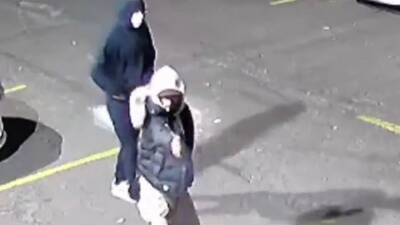 Police: Video shows suspects shooting multiple cars in Chinatown parking lot - fox29.com - city Center - city Chinatown