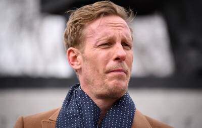 Laurence Fox - Anti-vaxxer Laurence Fox says he has COVID-19 - nme.com - Britain