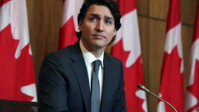 Justin Trudeau - Canadian PM Justin Trudeau tests positive for Covid-19, says he'll work remotely - livemint.com - India