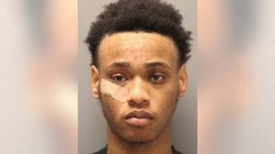 Teen arrested in carjacking of 70-year-old man at Delaware Wawa, officials say - fox29.com - state Delaware - county New Castle