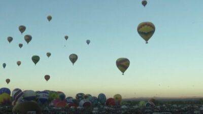 Hot air balloons fill New Mexico sky in annual festival - fox29.com - Switzerland - France - state Michigan - state New Mexico - city Albuquerque