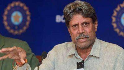 On Mental Health Day Kapil Dev called out for immature comment on 'pressure', gets trolled - livemint.com - India