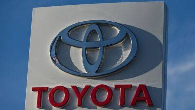 Artur Widak - Toyota says information from nearly 300,000 T-connect customers was possibly leaked - fox29.com - Los Angeles