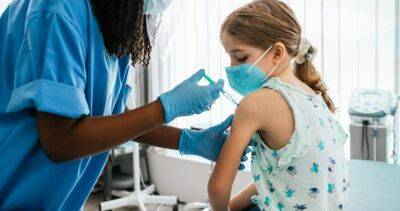 Covid - Manitoba teens now eligible for bivalent COVID-19 vaccine - globalnews.ca