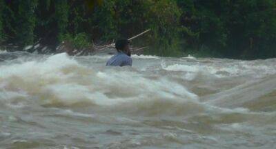 (VIDEO) Rescue Operation in the Mahaweli River - newsfirst.lk - Sri Lanka
