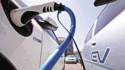 Delhi to achieve target of 25% EV fleet by 2024 despite Covid impact - livemint.com - India - city Delhi