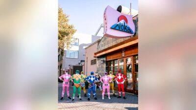Oakland restaurant workers dressed as Power Rangers kick into action to stop alleged assault - fox29.com - county Jack - county Power