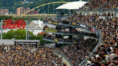 Fan plunges to death at stadium after Jets beat Steelers - fox29.com - New York - city New York - state Pennsylvania