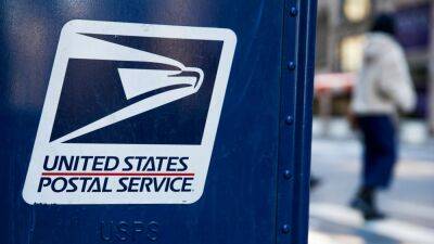 Justice Department - Damian Williams - DOJ: Postal workers arrested for allegedly stealing credit cards, identities from mail - fox29.com - New York - city New York - state New Jersey