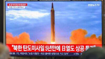 Fumio Kishida - North Korea fires 2 more missiles toward sea as US redeploys aircraft carriers - fox29.com - South Korea - Japan - Usa - city Tokyo - North Korea - city Seoul, South Korea - Guam