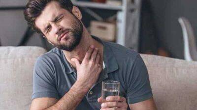 Tim Spector - Sore throat more prominent Covid symptom than loss of smell and taste. 4 key characteristics - livemint.com - India
