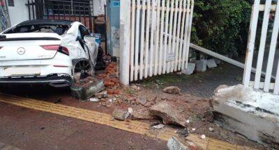 Driver in Colpetty car crash arrested at BIA on arrival from Dubai - newsfirst.lk - Sri Lanka - city Dubai