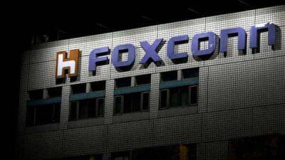 Foxconn’s November revenue fell 11% after covid outbreak at iPhone factory - livemint.com - China - India
