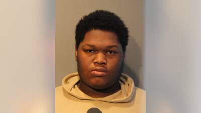 Chicago man fatally shot 12-year-old boy because he teased him about his girlfriend: prosecutors - fox29.com - county Hughes