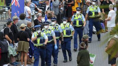 New Zealand Covid protest grows after police draw back - rte.ie - New Zealand - city Ottawa