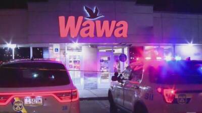 Sources: Man found stabbed to death at Wawa in South Philadelphia - fox29.com - city Columbus