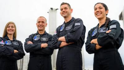 Polaris Dawn: Billionaire who led Inspiration4 crew announces 3 new private SpaceX missions - fox29.com - Los Angeles