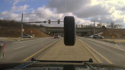 'Unexpected': Tire slams into windshield of Pennsylvania police cruiser - fox29.com - state Pennsylvania