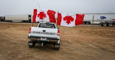 RCMP begin ‘enforcement operation’ on 4th day of Coutts border protest - globalnews.ca