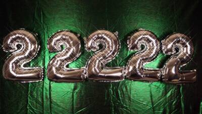 Happy Twosday!: 2-22-22 marks a palindrome date hundreds of years in the making - fox29.com - Los Angeles - city Portland