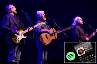 Neil Young - Joe Rogan - Covid Vaccine - Crosby and Stills join Nash and Young in Spotify protest over Joe Rogan’s COVID-19 ‘disinformation’ - nypost.com - county Young