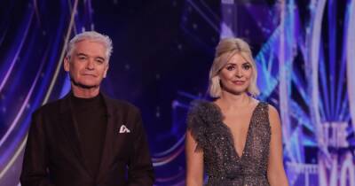 Holly Willoughby - Phillip Schofield - Declan Donnelly - Josie Gibson - Phillip Schofield's Dancing On Ice replacement confirmed as he isolates for Covid - dailystar.co.uk