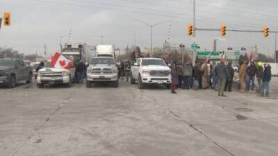 Ambassador Bridge Closed to Canada-bound trucks - globalnews.ca - Usa - Canada