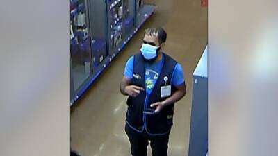 Man poses as Walmart employee to steal VR headset from locked case, police say - fox29.com - state Pennsylvania - county Montgomery