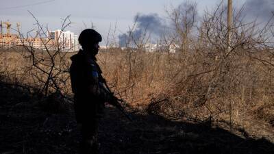 Volodymyr Zelenskyy - Russia-Ukraine war: Russian airstrike hits base in western Ukraine, kills 35 - fox29.com - Russia - Ukraine - city Mariupol