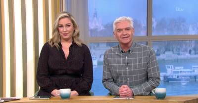 Holly Willoughby - Phillip Schofield - Stephen Mulhern - Josie Gibson - Josie Gibson fills in for Holly Willoughby on This Morning after positive Covid-19 test - ok.co.uk