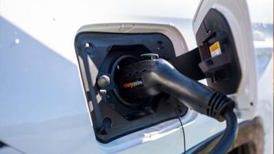 Gas vs. electric vehicles: Advantages of each car as gas prices soar - fox29.com - state California - state Florida - state New York - Washington - state Vermont - Russia - Ukraine