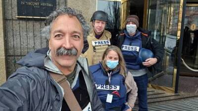 Fox News cameraman Pierre Zakrzewski killed in Ukraine attack that wounded reporter - fox29.com - New York - Usa - Iraq - Russia - county Hall - Afghanistan - Syria - Ukraine