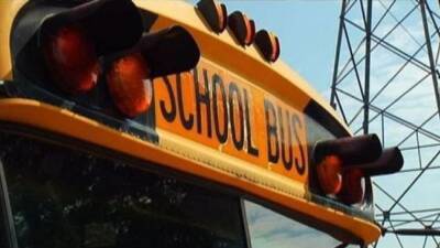 Students steer school bus to safety after driver suffers heart attack - fox29.com - Los Angeles - state Maine