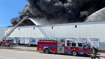 Nearly 200 firefighters battling blaze at Walmart distribution center - fox29.com - state Indiana - city Indianapolis