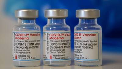 Moderna seeks FDA authorization for 4th dose of COVID shot - fox29.com - Usa - Israel - Washington