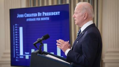 Joe Biden - White House shares new pandemic plan as COVID should no longer 'dictate how we live' - fox29.com - New York - state California - Washington - city Washington - state Oregon