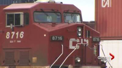 Farmers concerned as CP rail trains could grind to a halt due to labour impasse - globalnews.ca - Canada