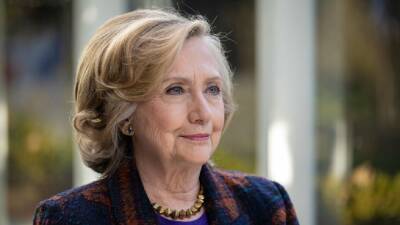 Hillary Clinton - Barack Obama - Michelle Obama - Bill Clinton - Hillary Clinton Tests Positive for COVID-19 - etonline.com